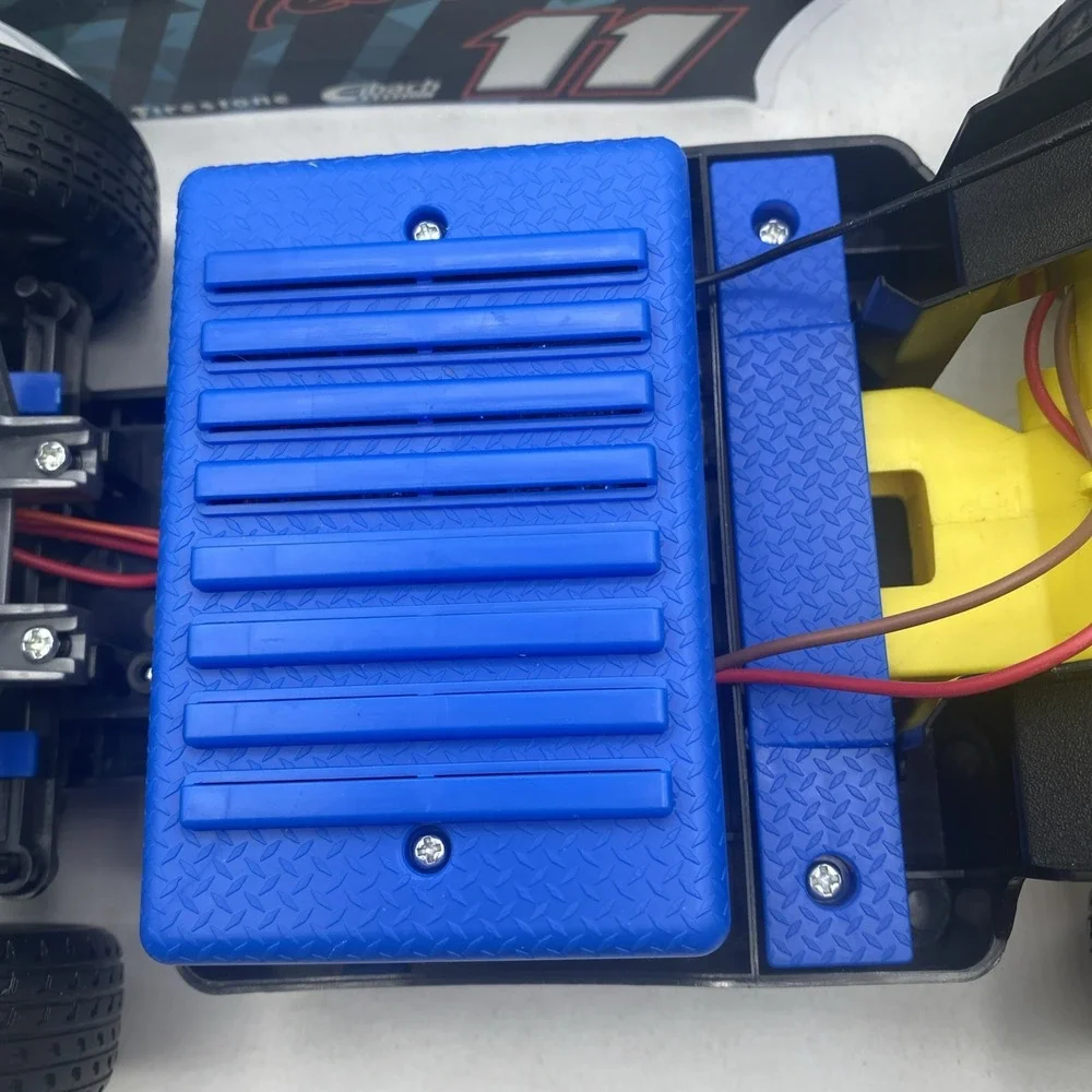 Maisto Tech R/C Express Lane - #11‎ Eibach Street Series Race Car (Tested/Works)